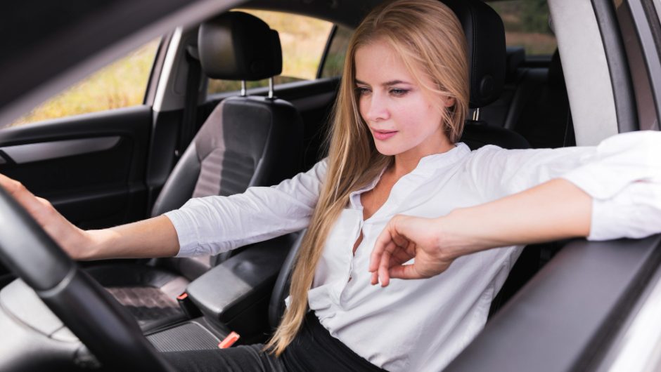 Cum să scapi de zgomotele din bord