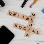 Cum să utilizezi dovezile sociale (social proof) pentru a crește încrederea