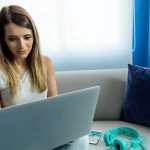 NPU-ul din laptopurile moderne: ce sarcini de inteligență artificială poate accelera